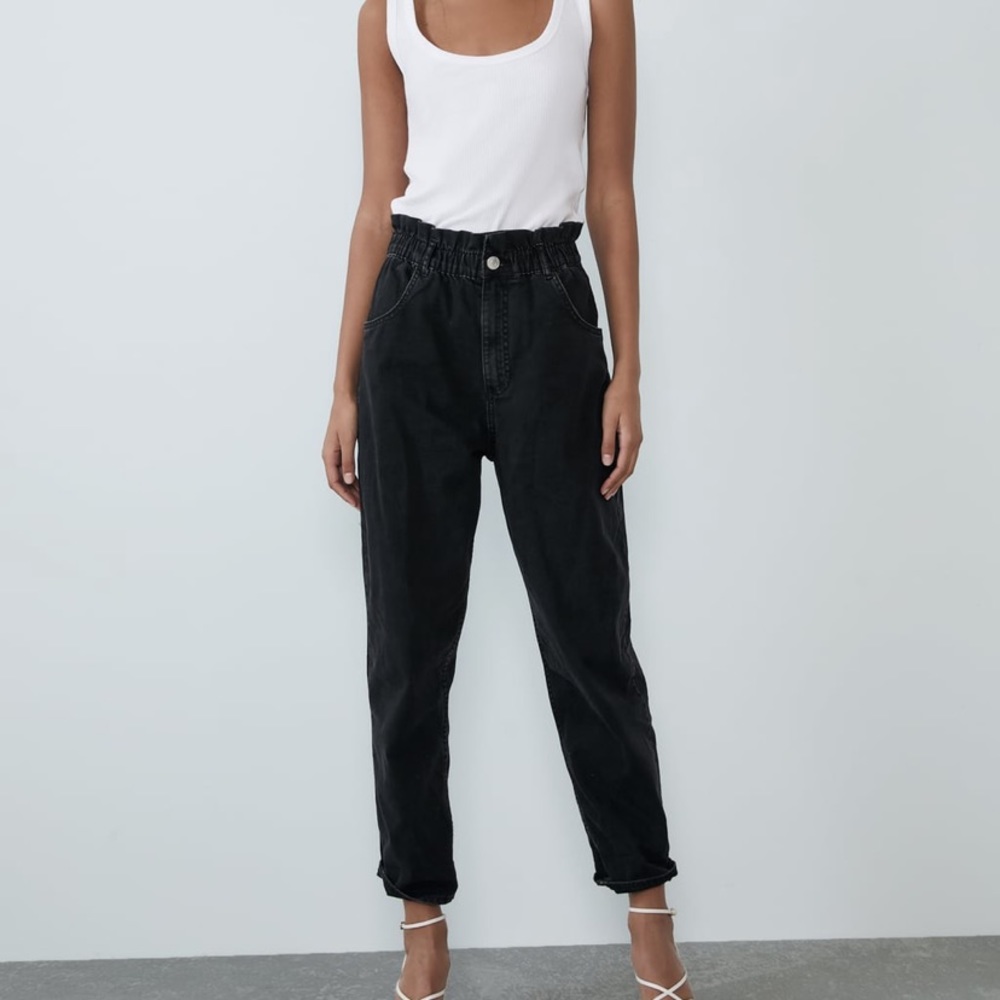 NWT Zara Slouchy Black High Waisted Jeans. Sz. M